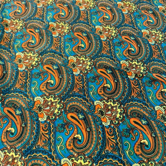 Etro 100% Silk Scarf Paisley Made in France - Picture 7 of 7